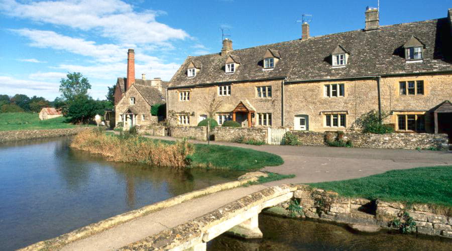 Las mejores ofertas de alquiler de coches en Lower Slaughter